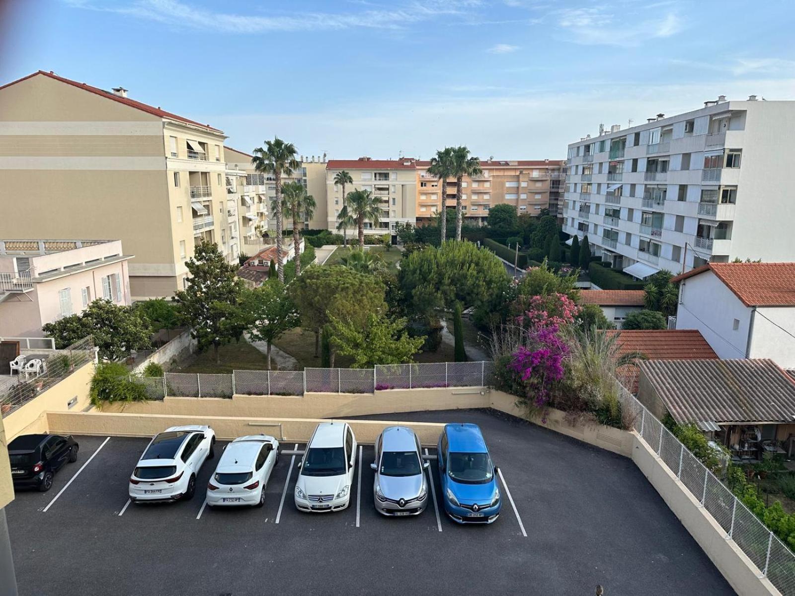 Appartamento Super Apartment, Parking, Terrace, Lift, Palm Beach,
